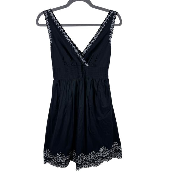 Calvin Klein Black Silver Embroidered V-Neck Sleeveless Fit & Flare Dress Sz 2P - Picture 2 of 9